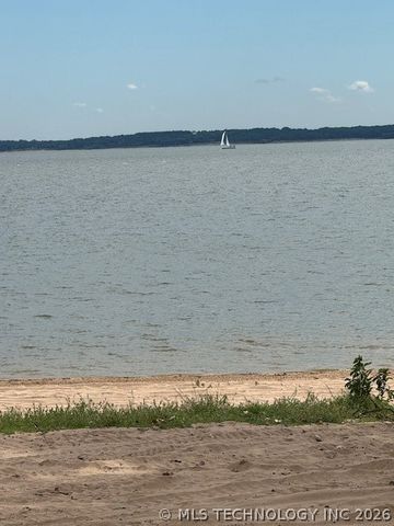 4243 Aqua Road, Kingston, OK 73439