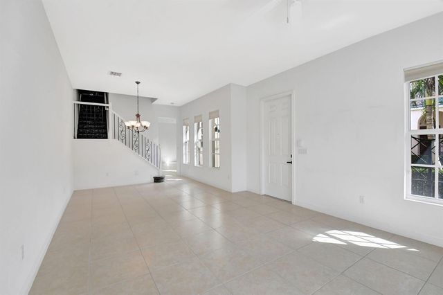 838 NW 83rd Lane, Boca Raton, FL 33487