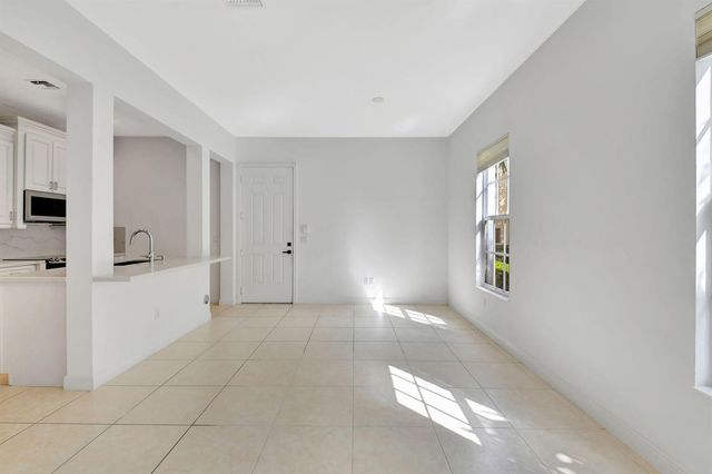 838 NW 83rd Lane, Boca Raton, FL 33487