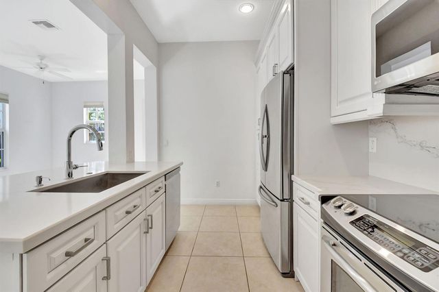 838 NW 83rd Lane, Boca Raton, FL 33487