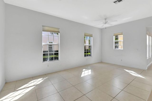 838 NW 83rd Lane, Boca Raton, FL 33487