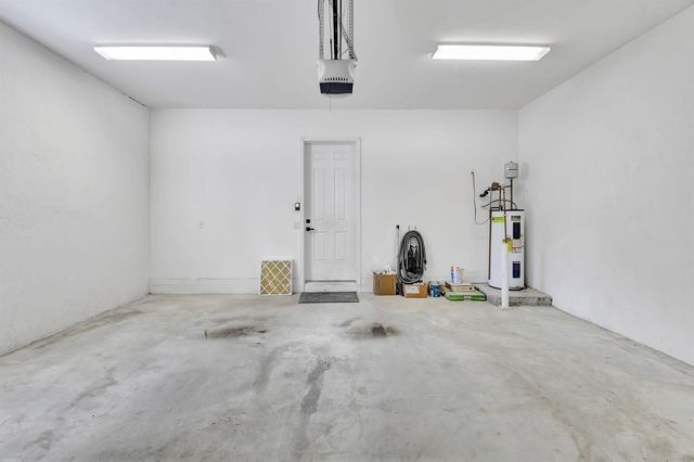 838 NW 83rd Lane, Boca Raton, FL 33487