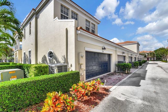 838 NW 83rd Lane, Boca Raton, FL 33487