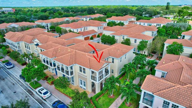 838 NW 83rd Lane, Boca Raton, FL 33487