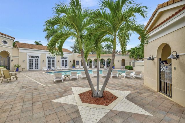 838 NW 83rd Lane, Boca Raton, FL 33487