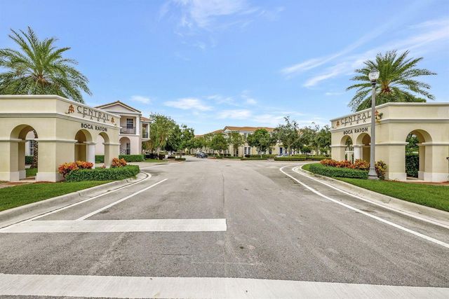 838 NW 83rd Lane, Boca Raton, FL 33487