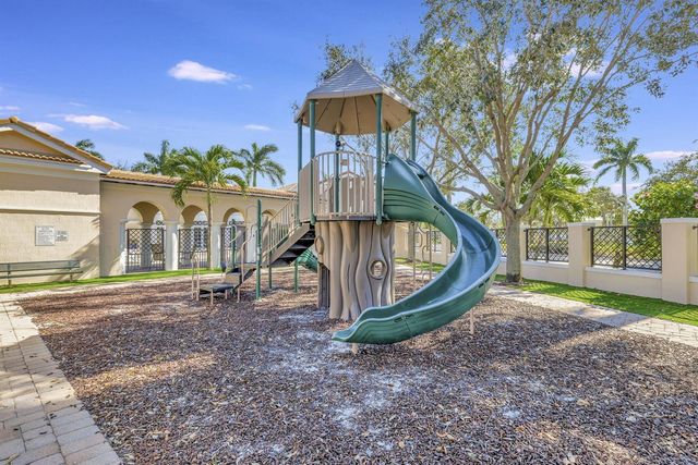 838 NW 83rd Lane, Boca Raton, FL 33487
