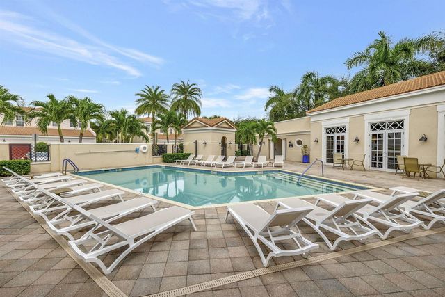 838 NW 83rd Lane, Boca Raton, FL 33487