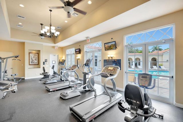 838 NW 83rd Lane, Boca Raton, FL 33487