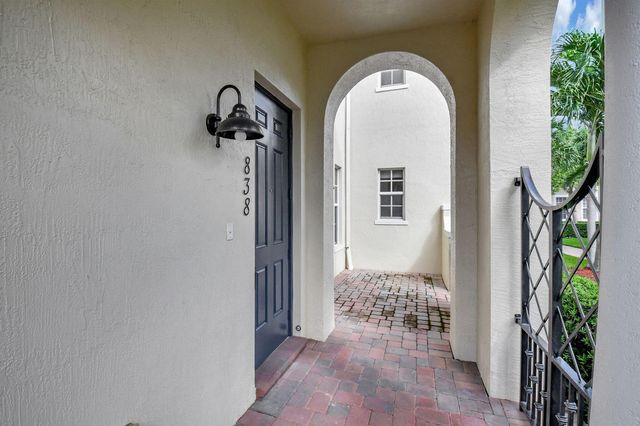 838 NW 83rd Lane, Boca Raton, FL 33487