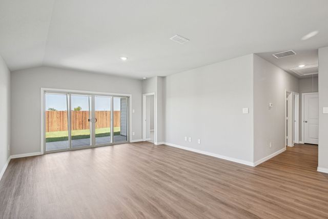 2024 Carriage Court, Seagoville, TX 75159