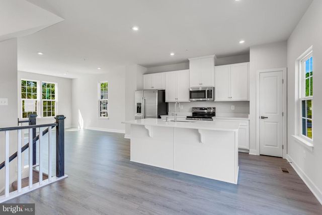61 GADWALL PL #E-MC2004E, La Plata, MD 20646