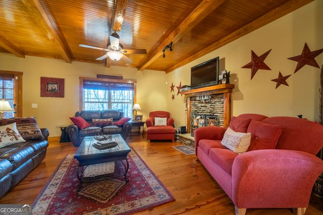 576 Stanley Nix Road, Cleveland, GA 30528