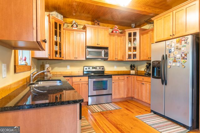 576 Stanley Nix Road, Cleveland, GA 30528