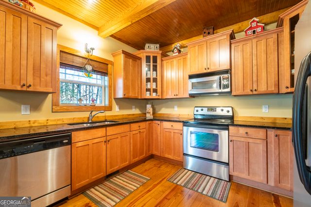 576 Stanley Nix Road, Cleveland, GA 30528