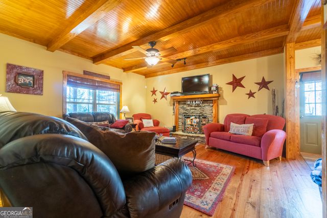 576 Stanley Nix Road, Cleveland, GA 30528