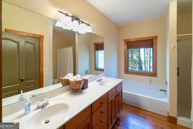 576 Stanley Nix Road, Cleveland, GA 30528