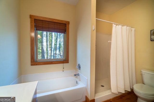 576 Stanley Nix Road, Cleveland, GA 30528