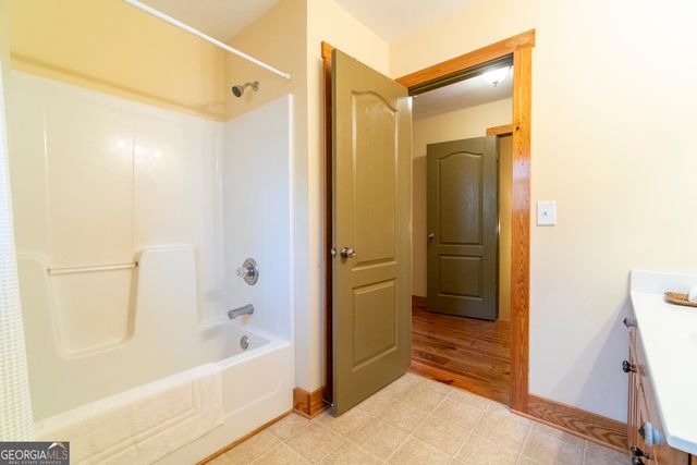 576 Stanley Nix Road, Cleveland, GA 30528