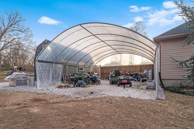 12192 Lost Oak Drive, Bentonville, AR 72712