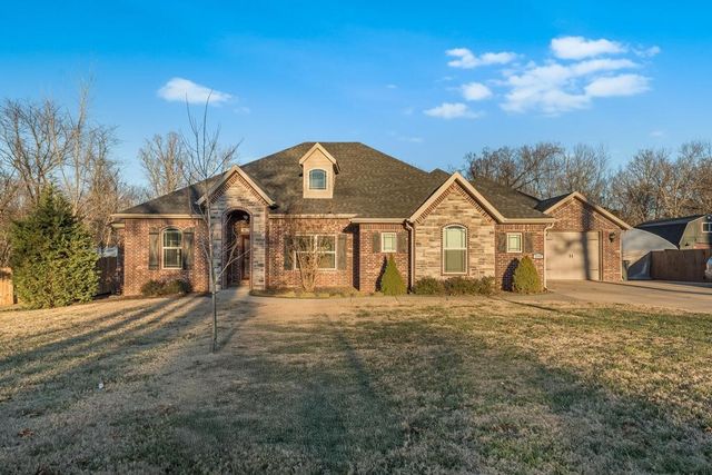 12192 Lost Oak Drive, Bentonville, AR 72712