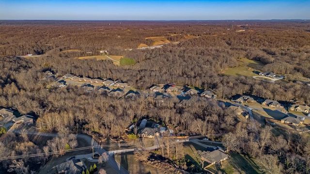 12192 Lost Oak Drive, Bentonville, AR 72712