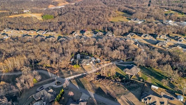 12192 Lost Oak Drive, Bentonville, AR 72712