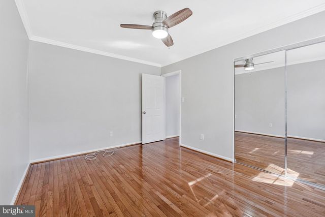 1526 LAUREL HILL RD, Vienna, VA 22182