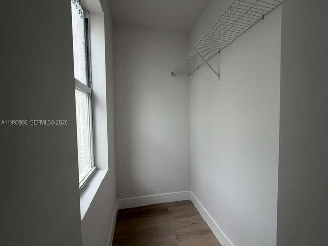 2425 SW 6th St 14, Miami, FL 33135