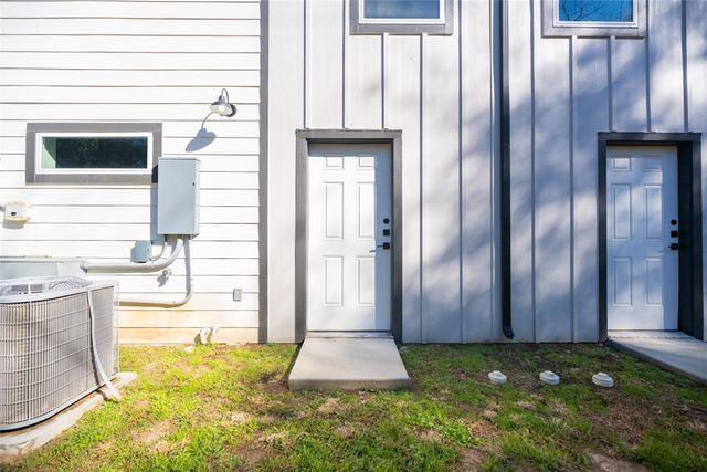 2519 Washington Street 105, Waller, TX 77484