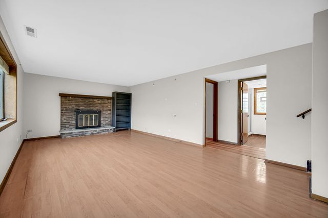 16424 MAPLEWOOD Court, Tinley Park, IL 60477