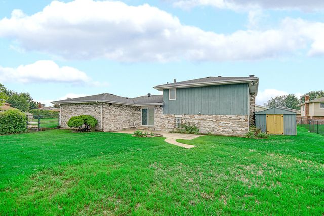 16424 MAPLEWOOD Court, Tinley Park, IL 60477