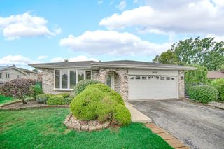 16424 MAPLEWOOD Court, Tinley Park, IL 60477