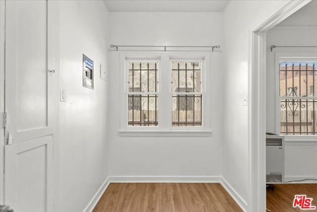 630 S Cochran Avenue, Los Angeles, CA 90036