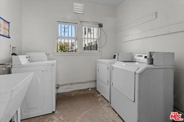 630 S Cochran Avenue, Los Angeles, CA 90036