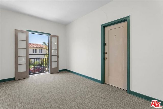 630 S Cochran Avenue, Los Angeles, CA 90036