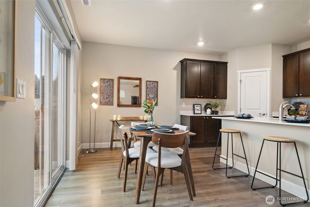 4462 Sand Dollar Street, Bremerton, WA 98312