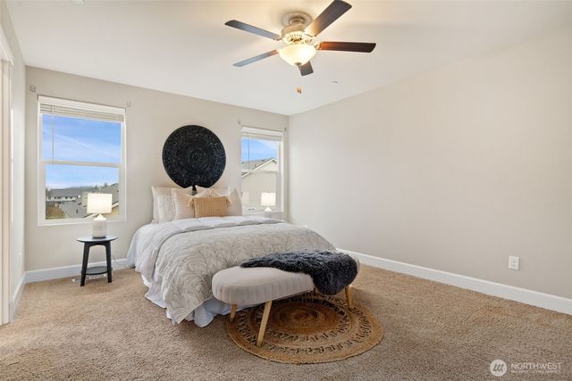 4462 Sand Dollar Street, Bremerton, WA 98312