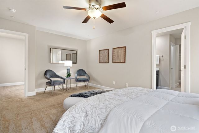 4462 Sand Dollar Street, Bremerton, WA 98312