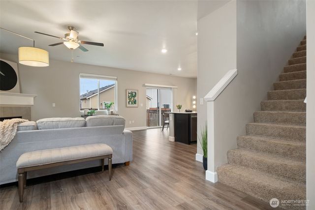 4462 Sand Dollar Street, Bremerton, WA 98312