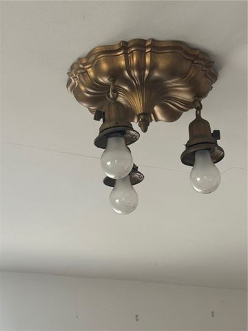 201 Locust Street, New Kensington, PA 15068