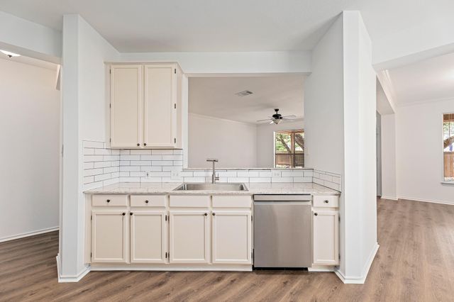 1605 Azalea DR, Cedar Park, TX 78613
