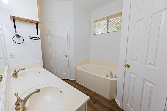1605 Azalea DR, Cedar Park, TX 78613