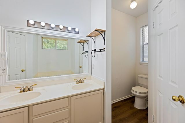 1605 Azalea DR, Cedar Park, TX 78613