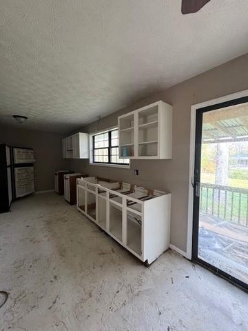 405 Bob Wood Drive, Loganville, GA 30052