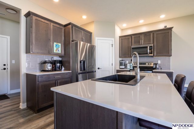 2600 W B Street, Lincoln, NE 68522