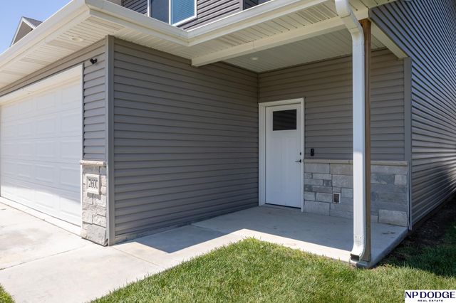 2600 W B Street, Lincoln, NE 68522