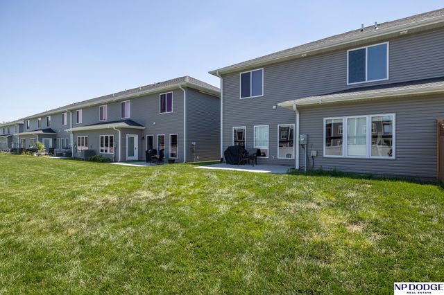 2600 W B Street, Lincoln, NE 68522