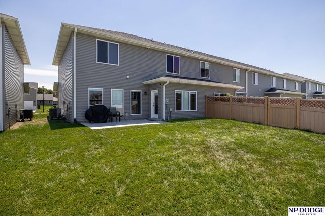 2600 W B Street, Lincoln, NE 68522