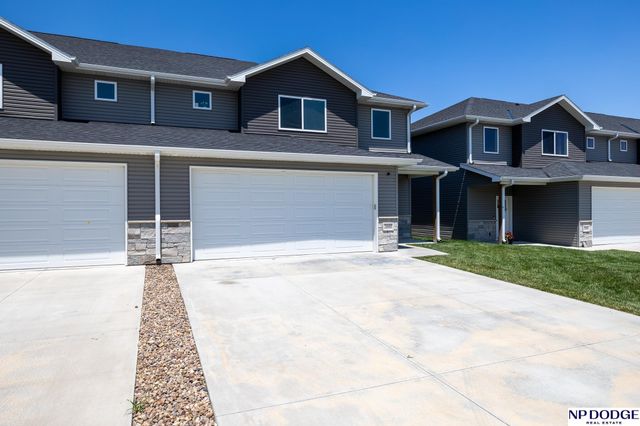 2600 W B Street, Lincoln, NE 68522
